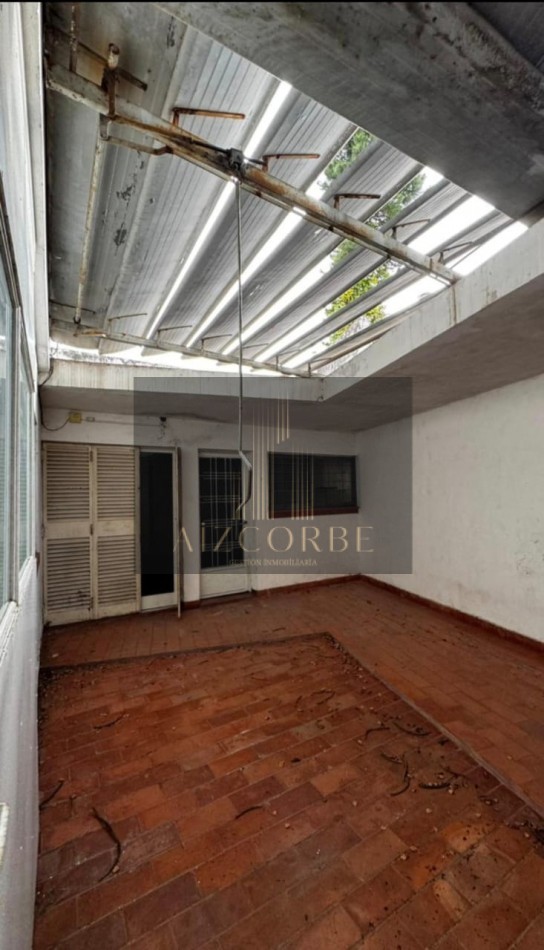 Gran Oportunidad: 2 Casas en un Mismo Terreno en Parana