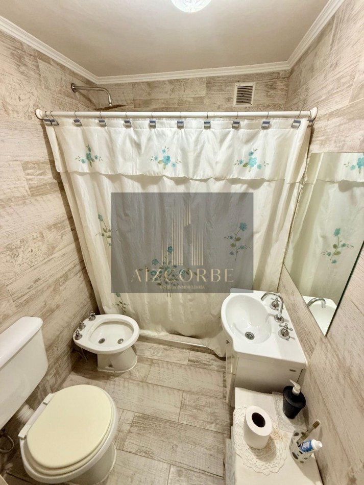 Casa Interna 2 dormitorios - Laprida y Mendoza