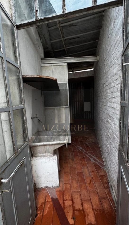 Gran Oportunidad: 2 Casas en un Mismo Terreno en Parana