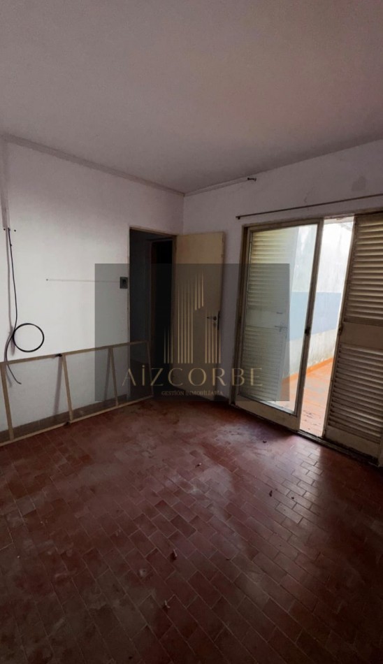 Gran Oportunidad: 2 Casas en un Mismo Terreno en Parana