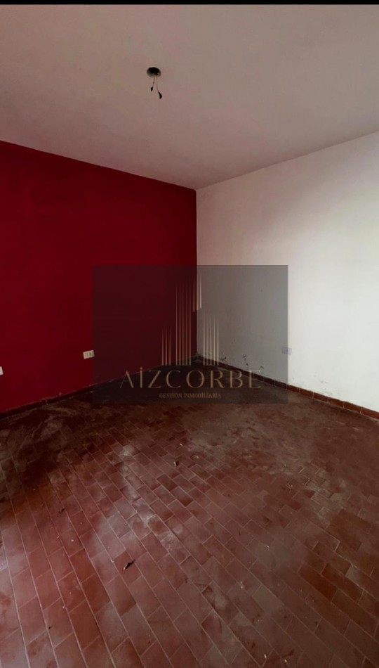 Gran Oportunidad: 2 Casas en un Mismo Terreno en Parana